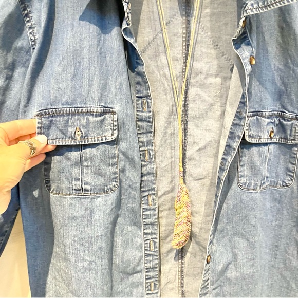 Upcycled patchwork vibe on denim shirt w prairie country vibe - Picture 10 of 13